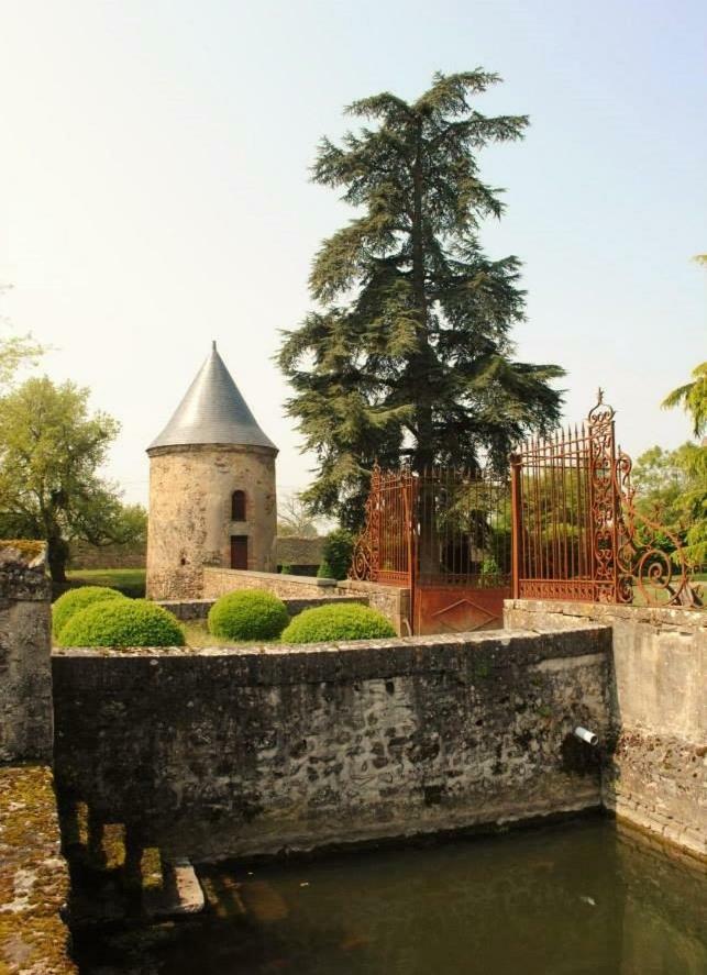 Logis De La Helberdiere Cosse-en-Champagne Bagian luar foto